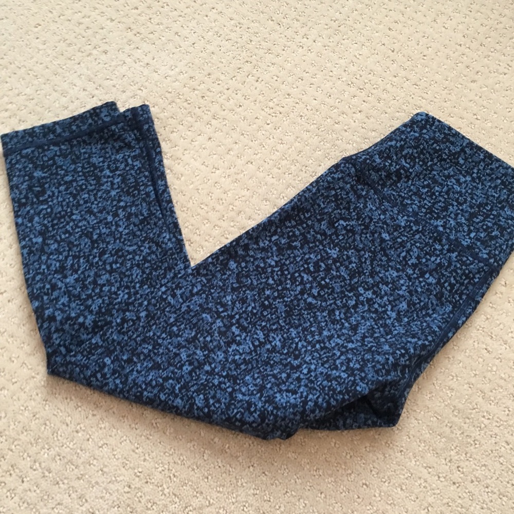 Lululemon Wunder under crop size 6